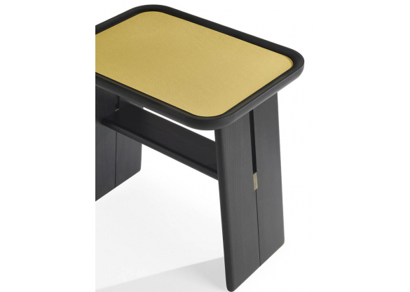 Прикроватная тумбочка DUO Night table от Poltrona Frau
