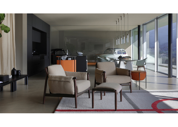 Пуф Times Lounge от Poltrona Frau